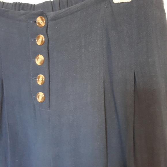 Ladies 3/4 wide leg pants by Tribal...Navy..Size 10 - Picture 3 of 7